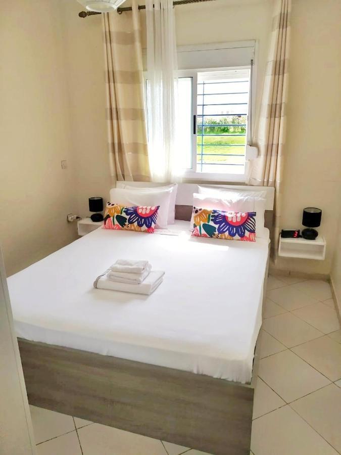 Reta-Inn Martil Beach Bagian luar foto