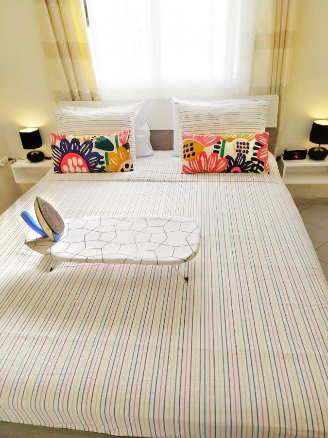 Reta-Inn Martil Beach Bagian luar foto